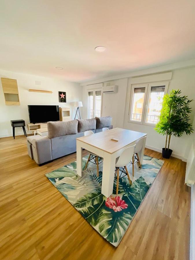 La Casa Del Rock Apartment อารันดา เด ดวยโร ภายนอก รูปภาพ