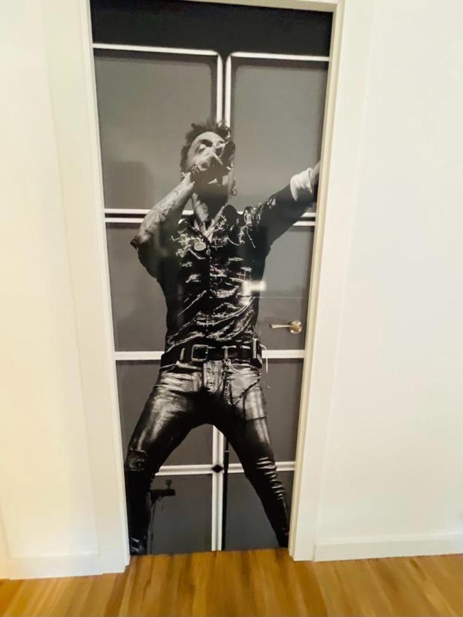La Casa Del Rock Apartment อารันดา เด ดวยโร ภายนอก รูปภาพ
