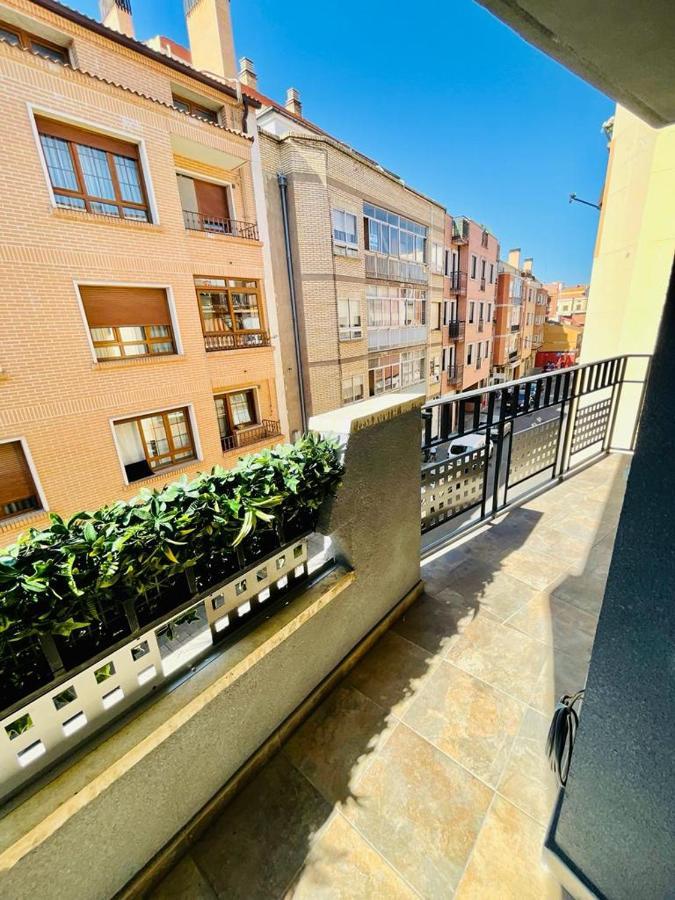 La Casa Del Rock Apartment อารันดา เด ดวยโร ภายนอก รูปภาพ