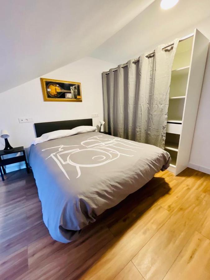 La Casa Del Rock Apartment อารันดา เด ดวยโร ภายนอก รูปภาพ